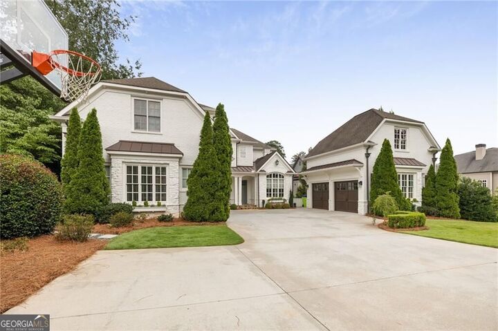 Property Photo: 4667 Dudley Lane GA 30327