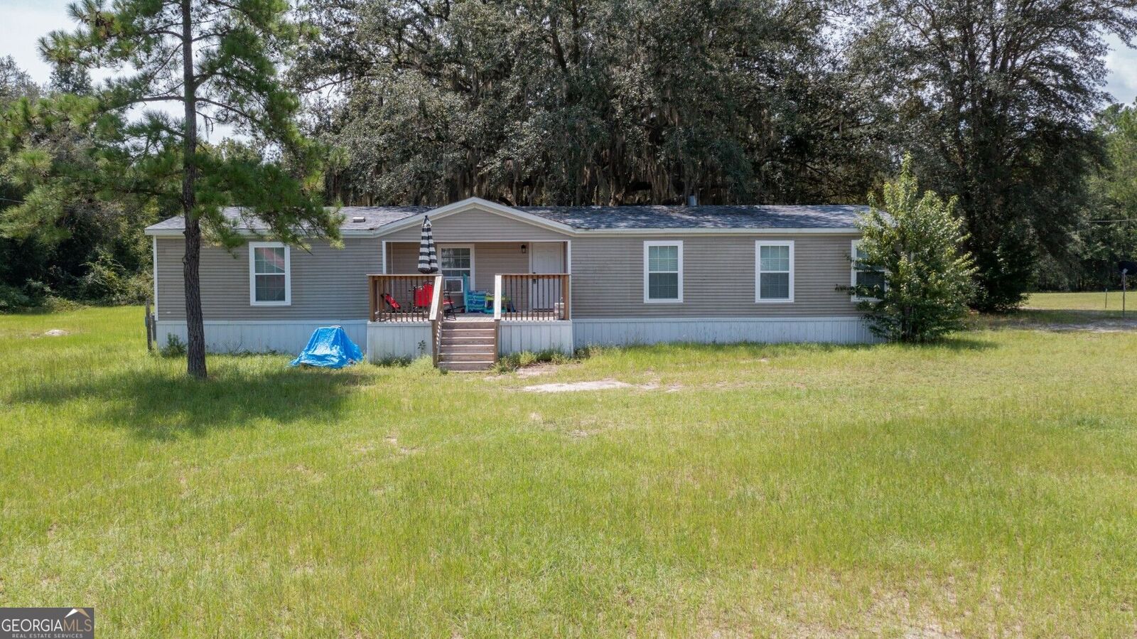 Property Photo: 539 Henri Street GA 31537