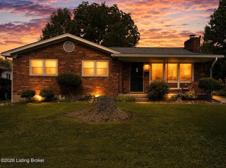 Property Photo:  7317 Ridan Way  KY 40214 