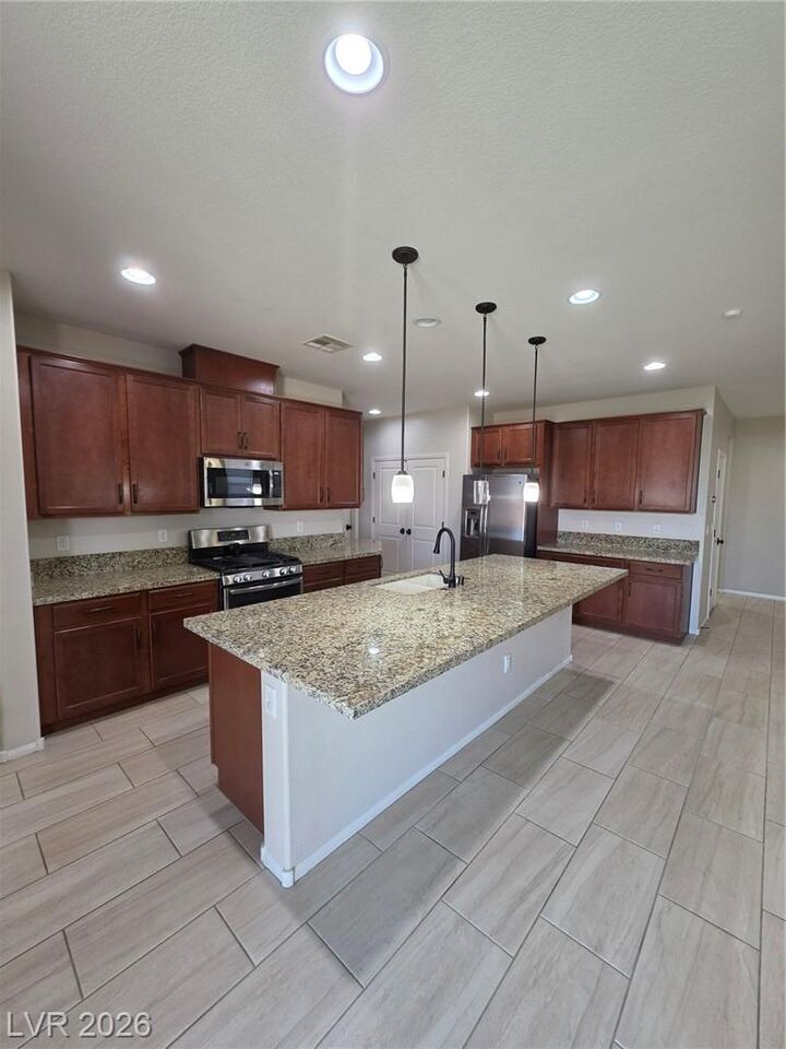 Property Photo: 6620 Towerstone Street NV 89084