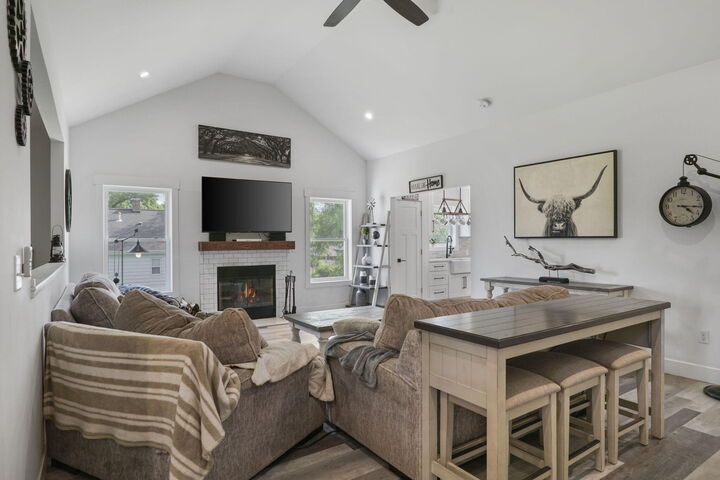 Property Photo:  1305 Roosevelt Road  IN 46383 