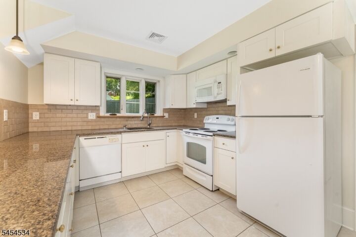 Property Photo: 1117 County Road 519 NJ 08825