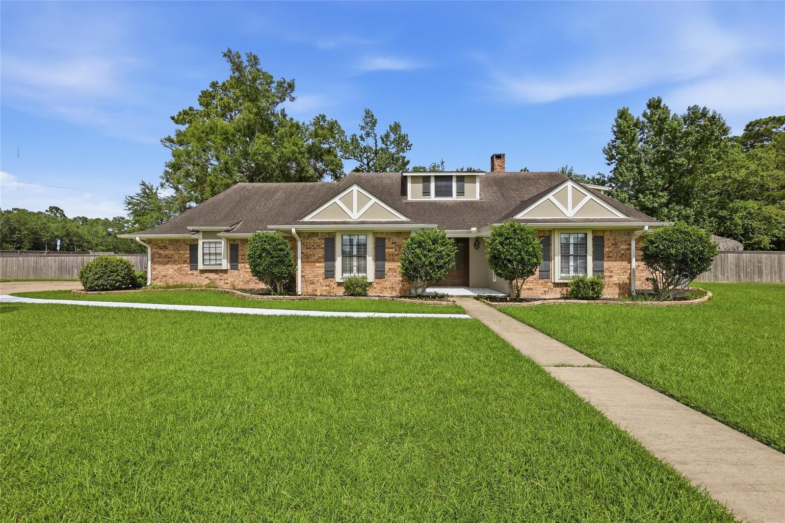 Property Photo: 125 Lexington TX 77662