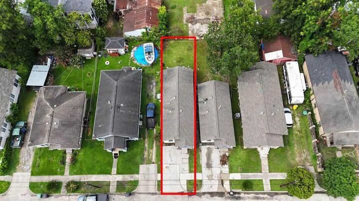 Property Photo: 6721 Avenue Q TX 77011