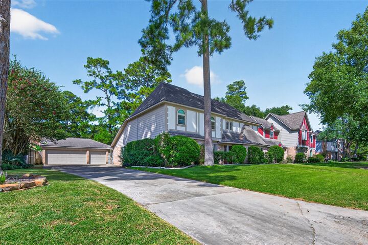 Property Photo: 18715 White Candle Drive TX 77388