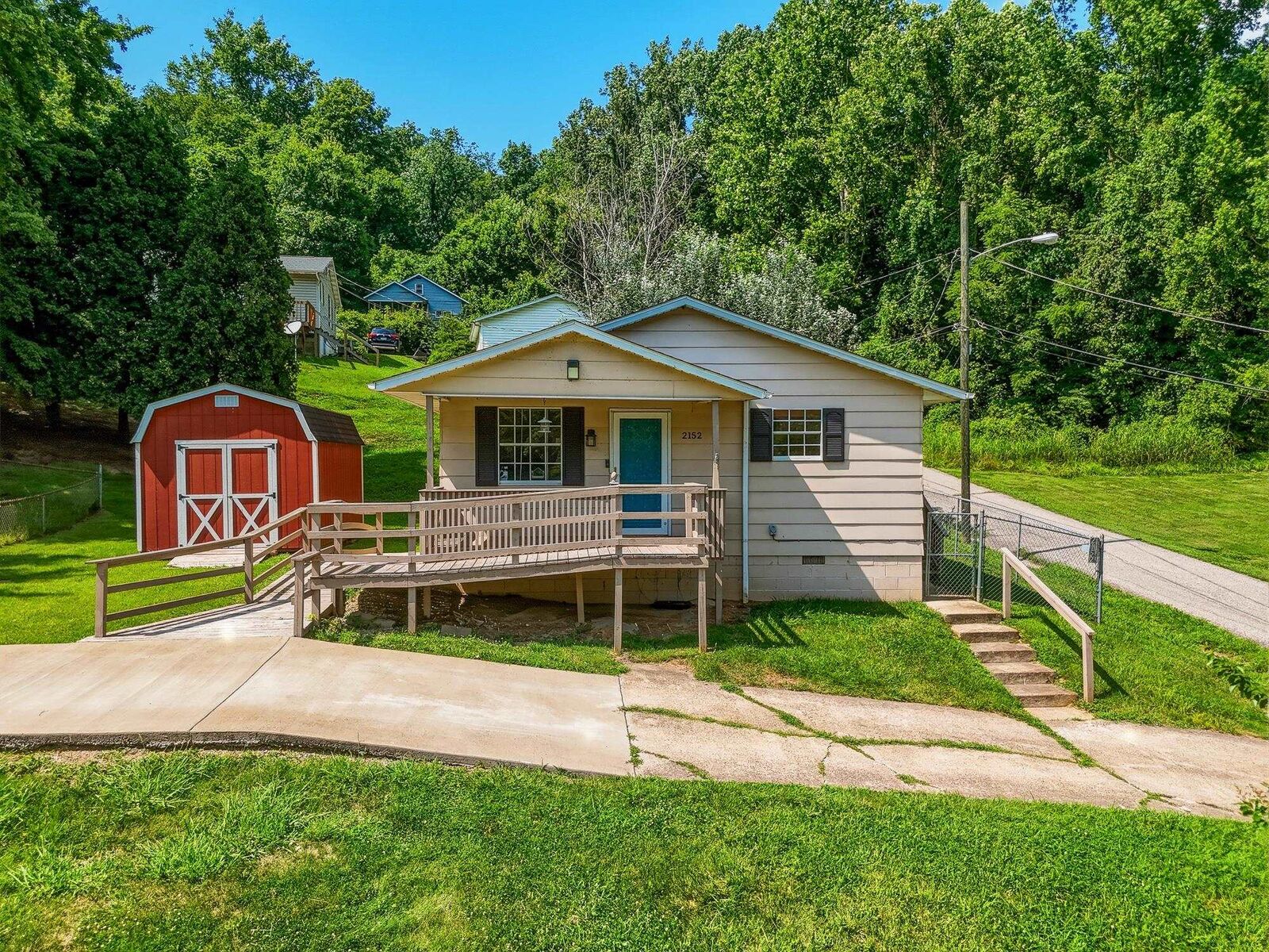 Property Photo:  2152 Johnstown Road  WV 25701 