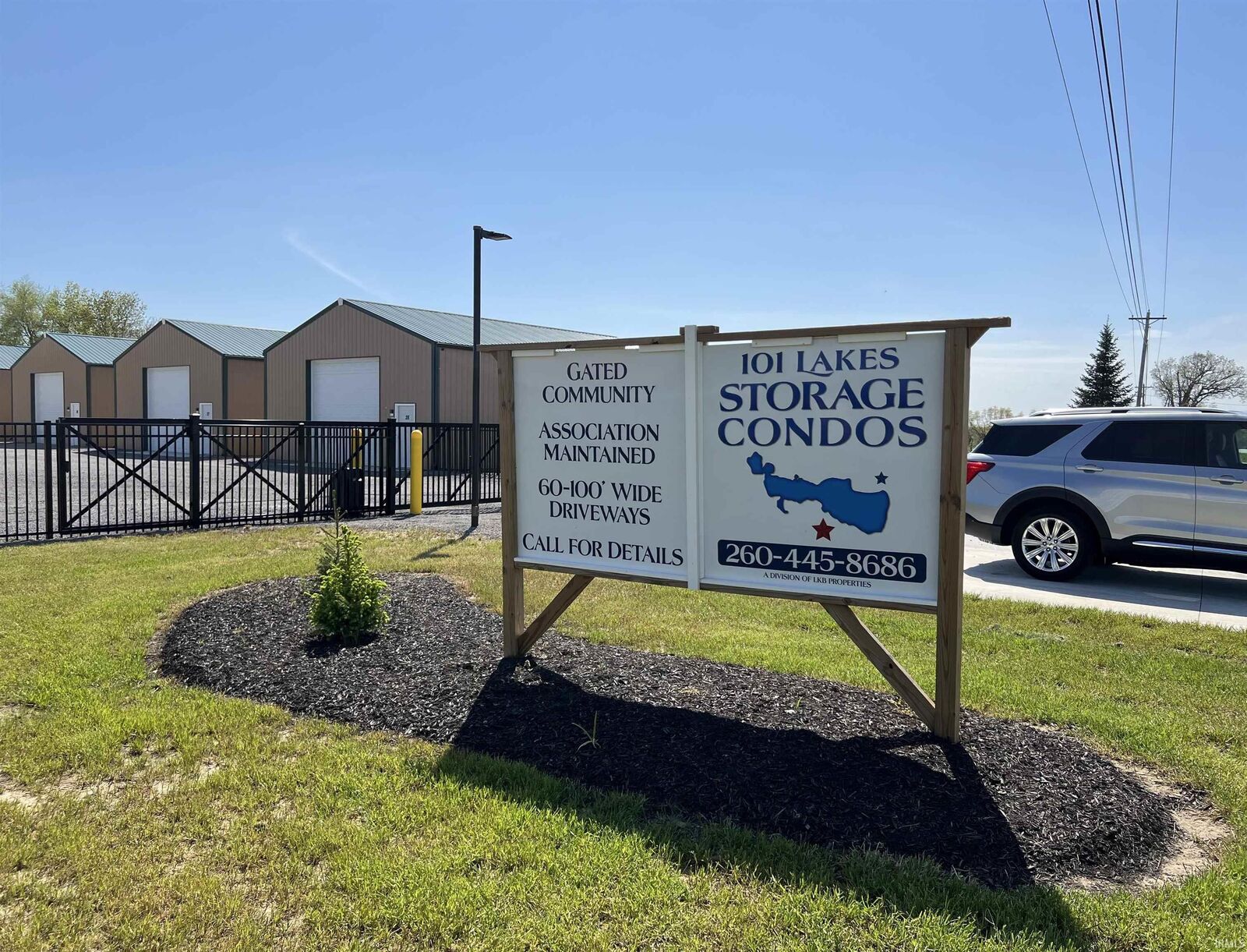 Property Photo: 5655 W State Road 120 (Unit 47) IN 46703