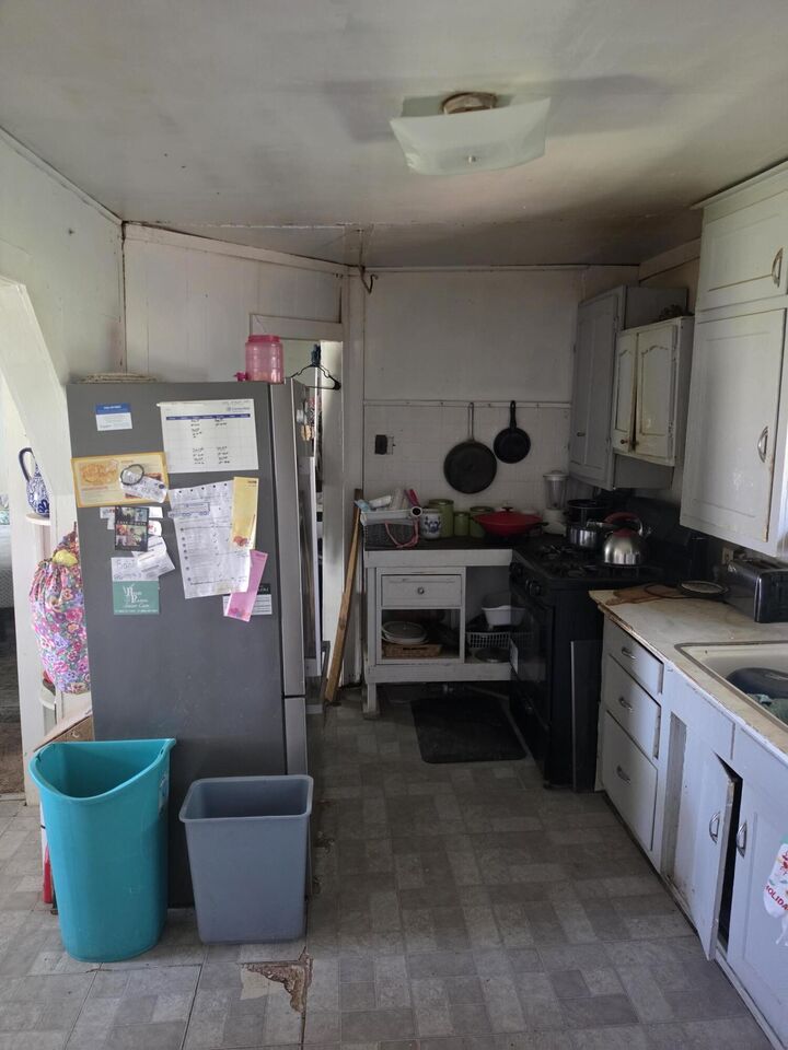 Property Photo:  404 E 3rd Street  TX 79329 