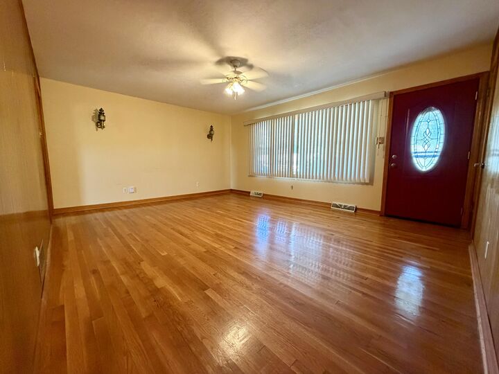 Property Photo: 214 Laurel Drive KY 40403