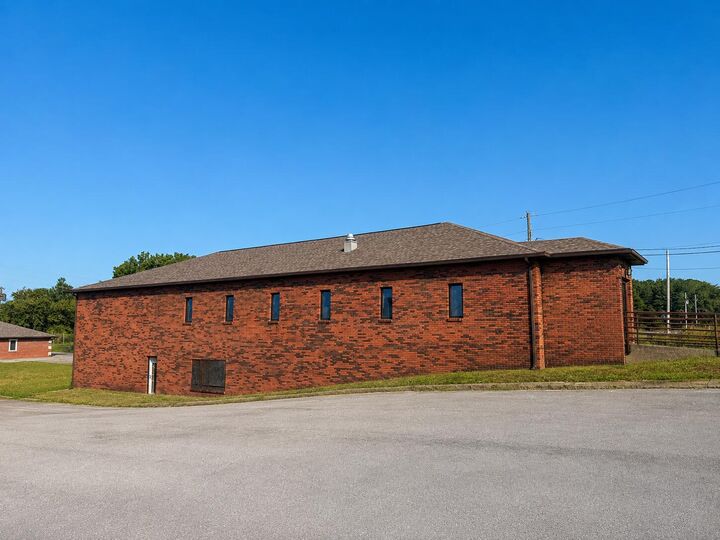 Property Photo:  2737 N Laurel Road  KY 40741 