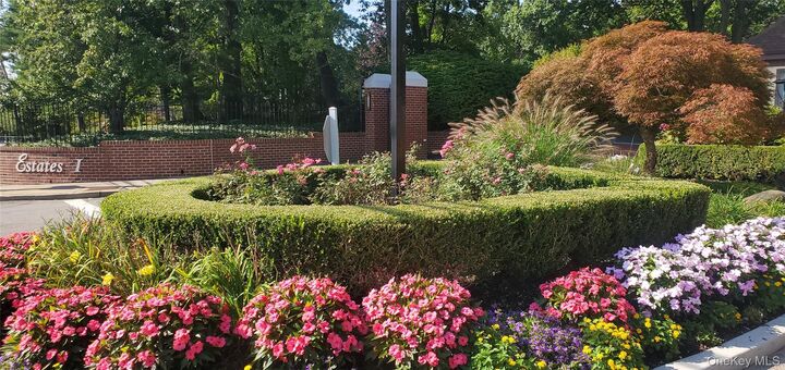 Property Photo: 192 Heron Lane NY 11030