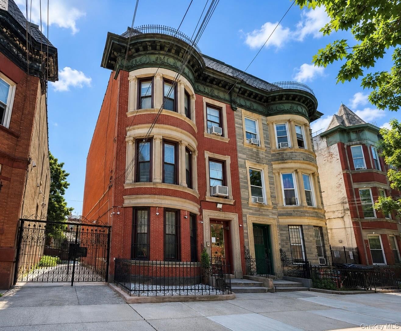 Property Photo:  748 Kelly Street  NY 10455 