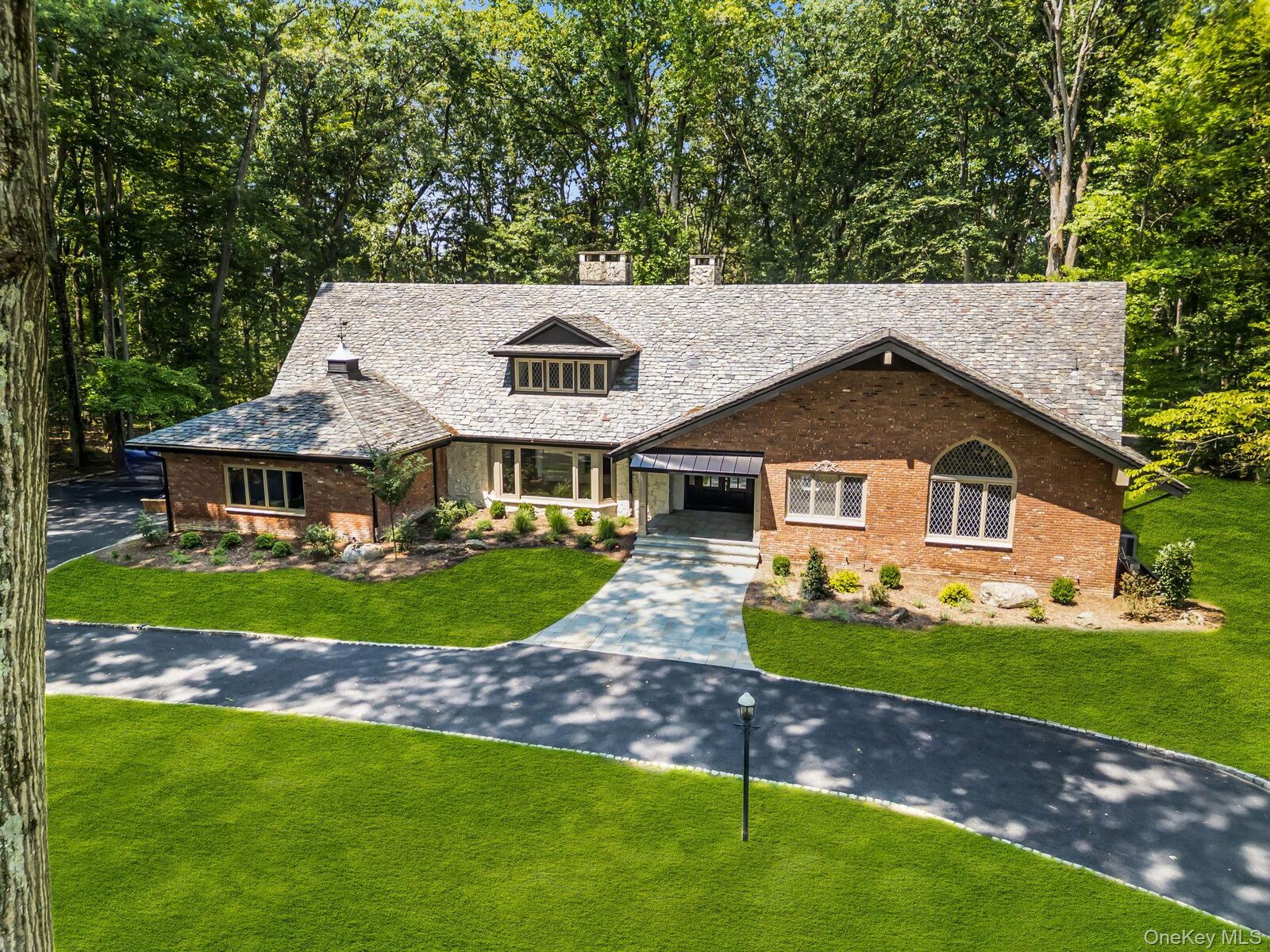 Property Photo:  17 Deerhill Drive  NJ 07423 