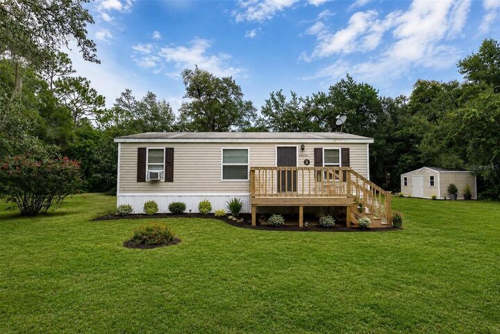 Property Photo: 9085 SW 160th Street FL 34432