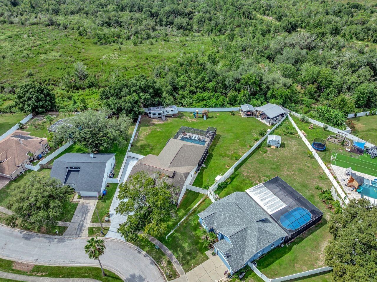 Property Photo:  12007 Vermillion Way  FL 33569 