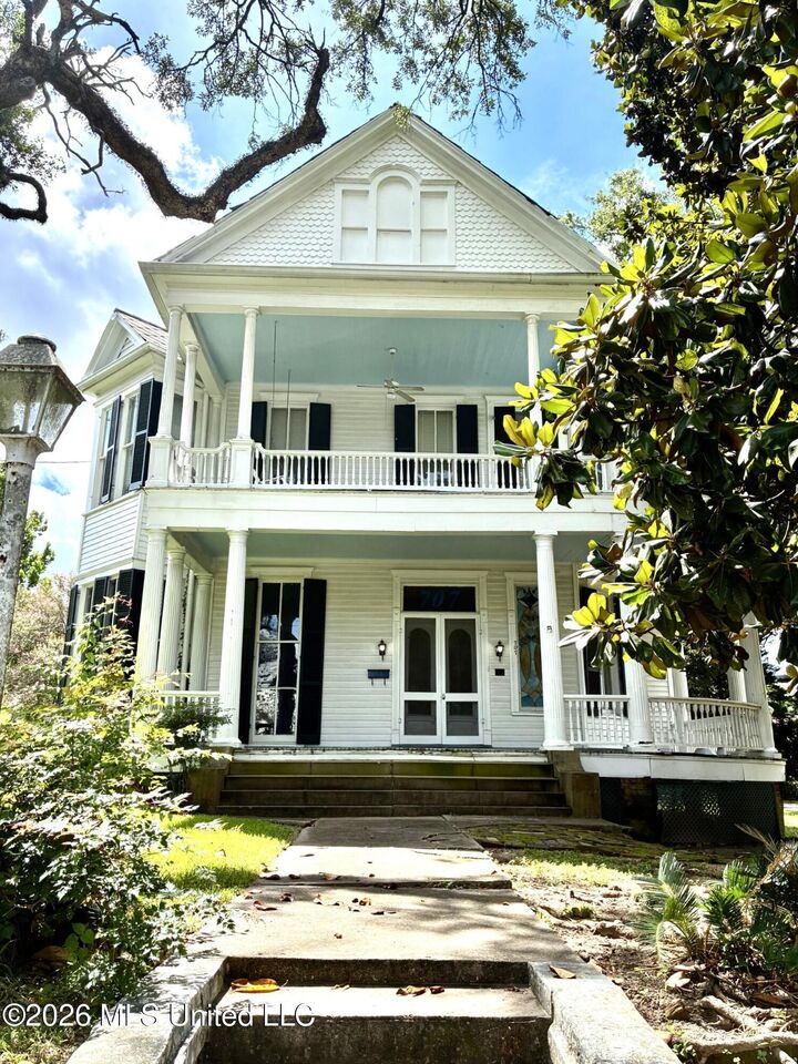 Property Photo: 707 N Rankin Street MS 39120