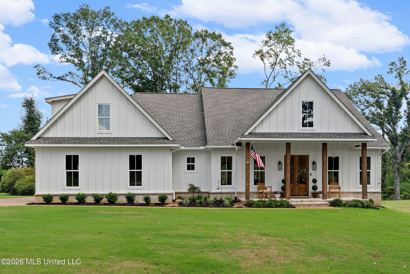 Property Photo:  753 Oakley Road  MS 38668 