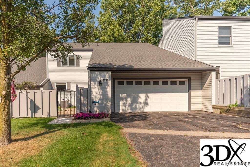 Property Photo:  2864 W Tellurid W Telluride 178  MI 48114 9476 