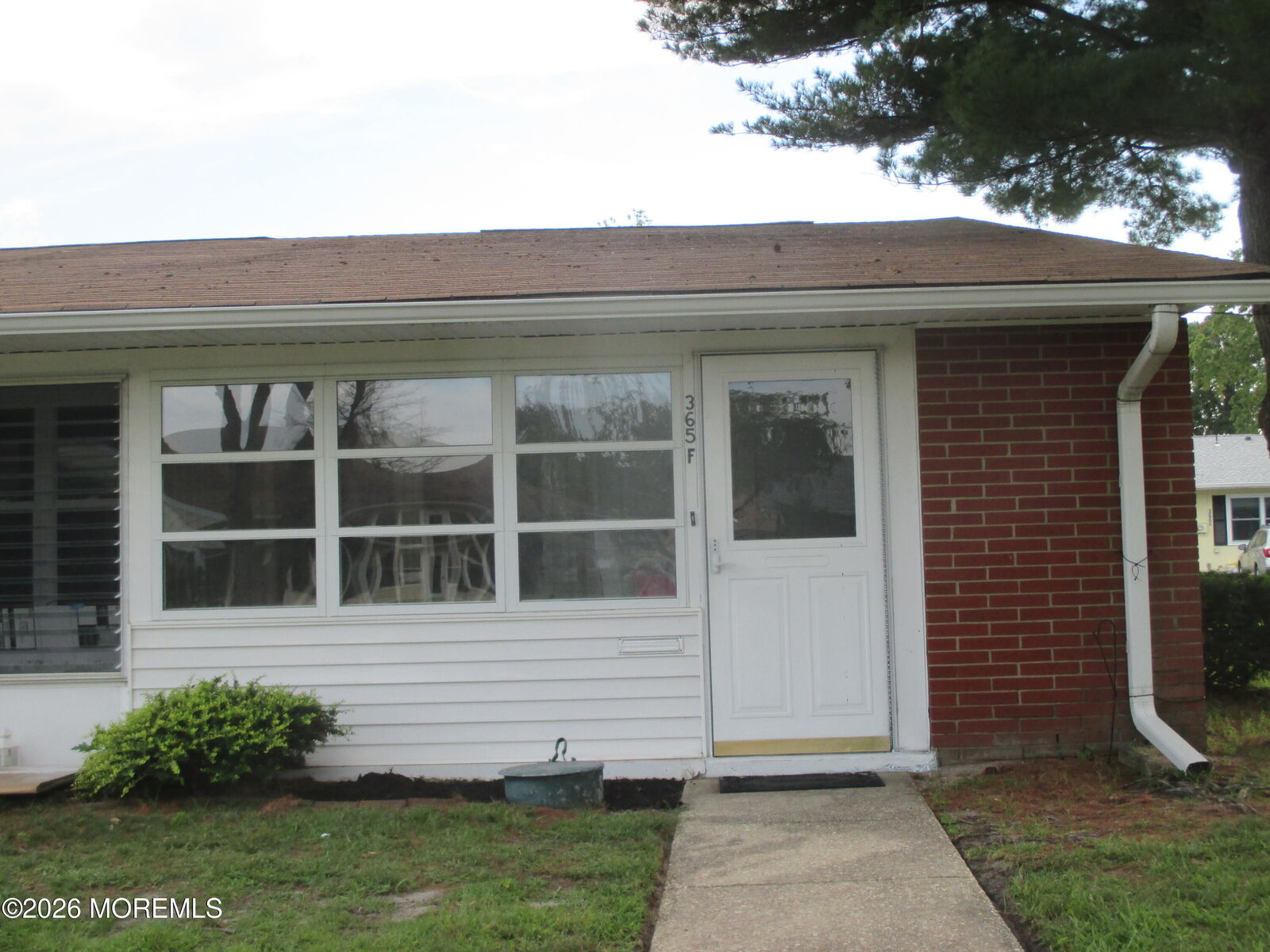 Property Photo:  365F Chesterfield Court  NJ 08701 