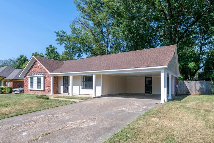 Property Photo: 4109 Oakbend Dr TN 38115