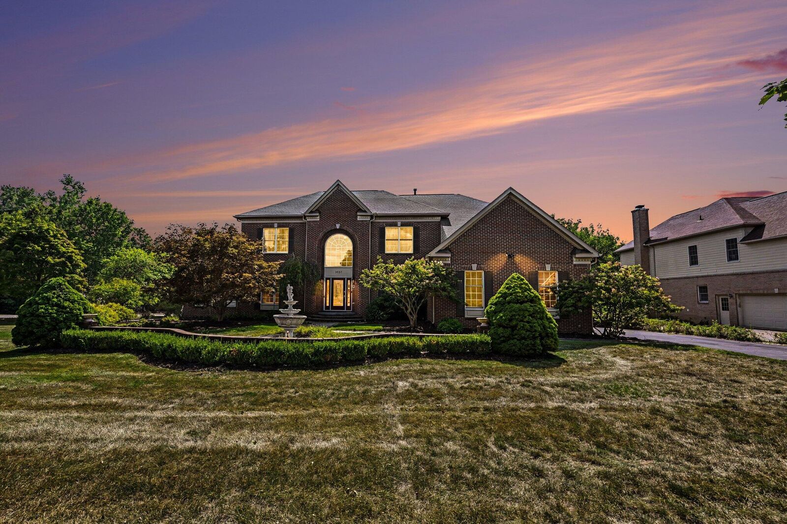 Property Photo: 3037 Walnut Ridge Drive MI 48103