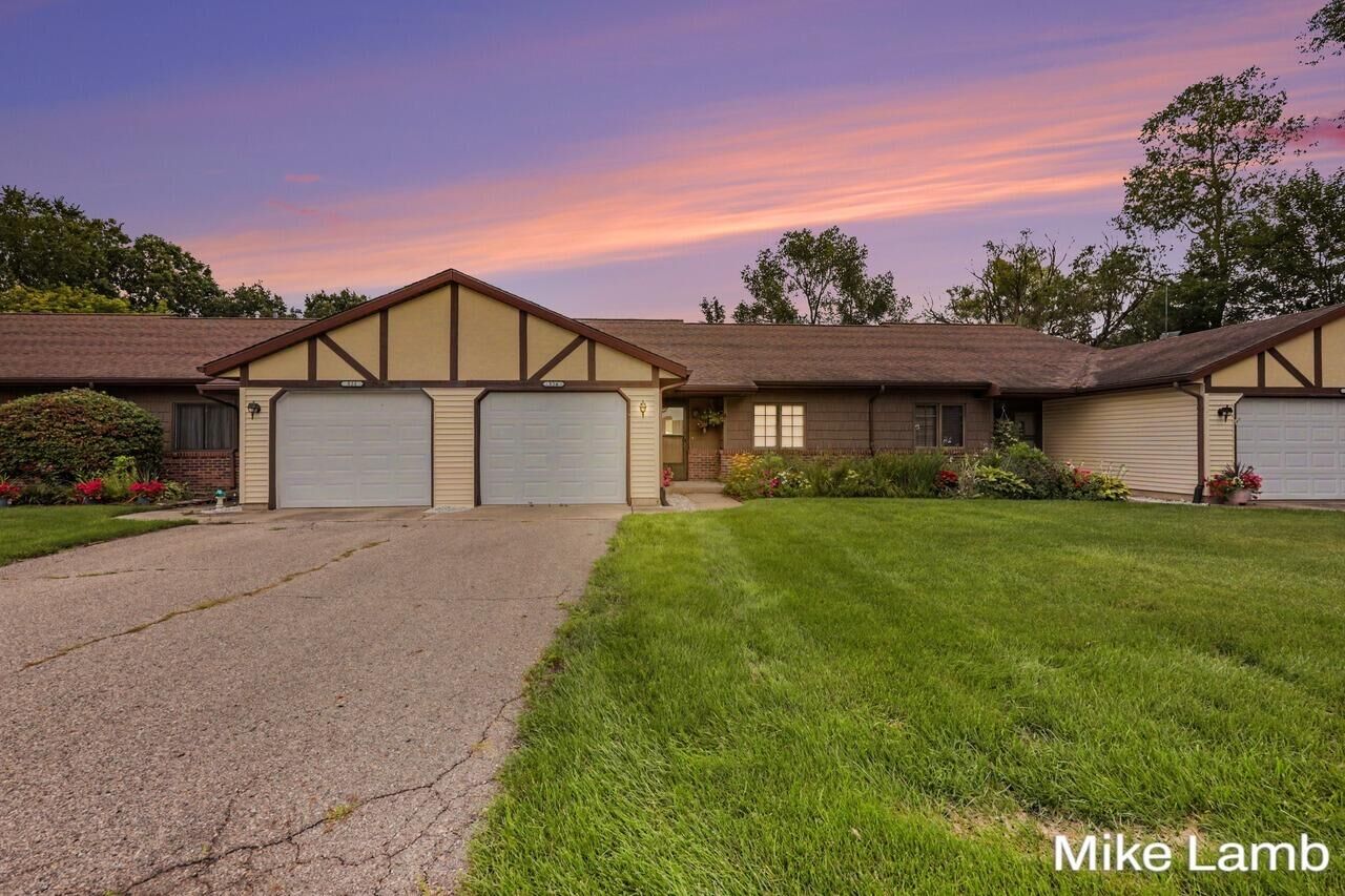 Property Photo: 524 Laurie Drive NW MI 49345