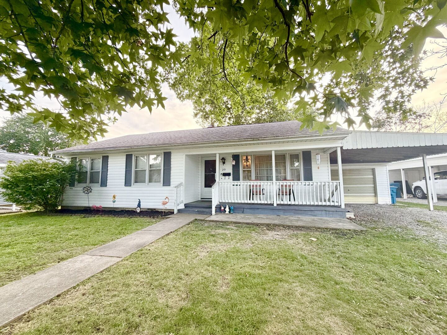 Property Photo: 20 Nelms Avenue IL 62801