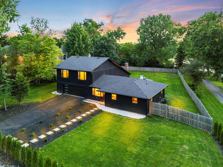 Property Photo: 8122 Fairmount Avenue IL 60516