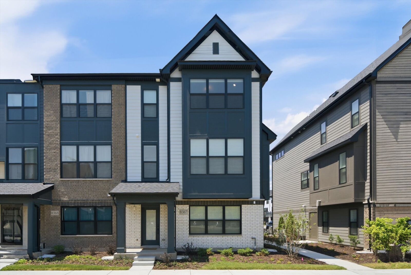 Property Photo: 8367 Mulberry Avenue IL 60053