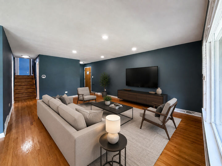 Property Photo:  1638 Forest Road  IL 60526 