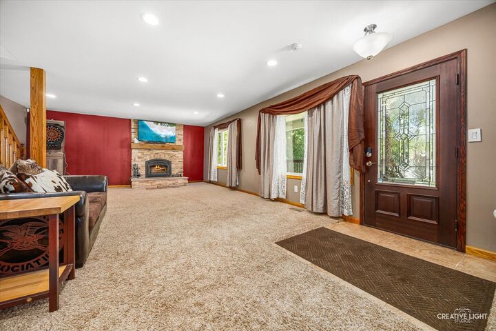 Property Photo:  7N035 Smith Street  IL 60177 