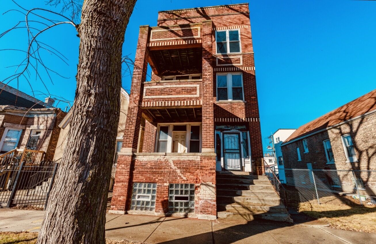 Property Photo:  1222 S Karlov Avenue  IL 60623 