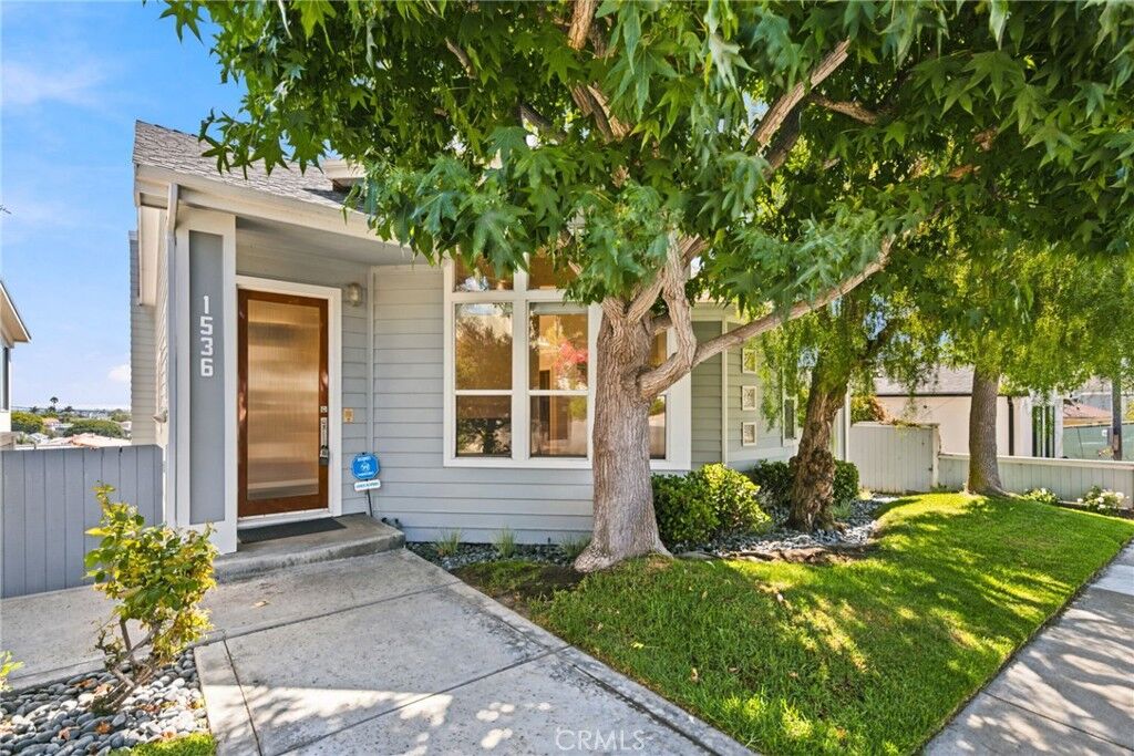 Property Photo:  1536 Silver  CA 90254 