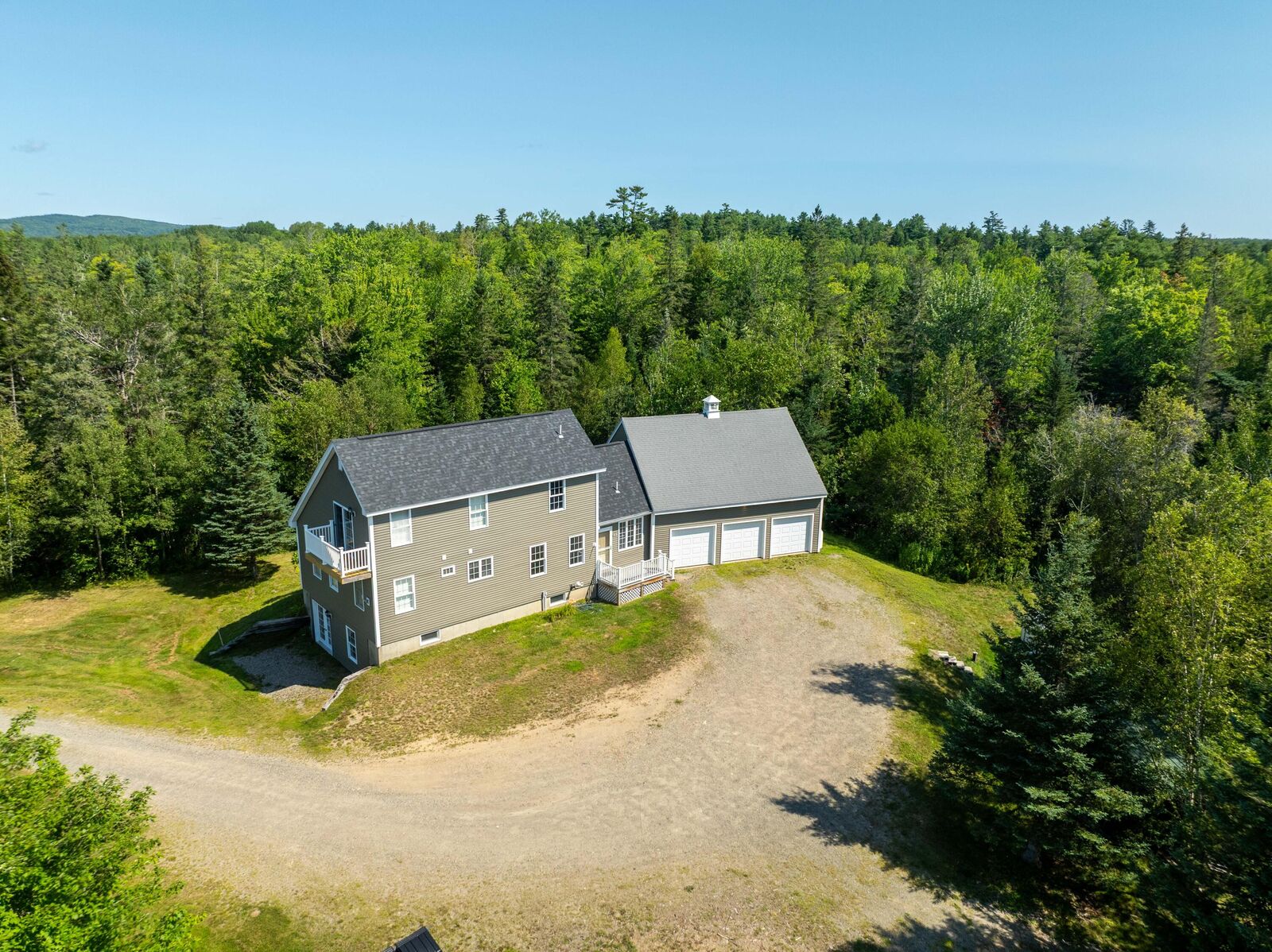 Property Photo:  89 Upper Cross Road  ME 04666 