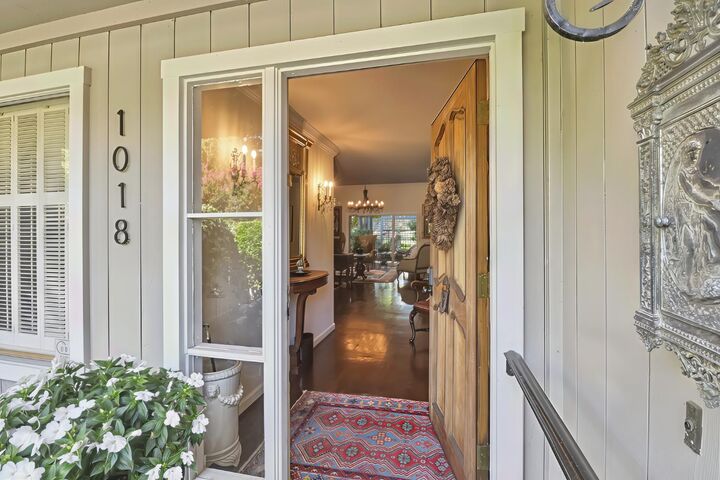 Property Photo: 1018 Commons Drive CA 95825