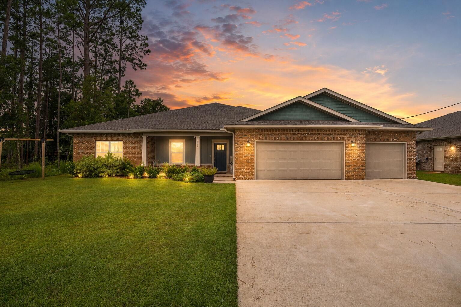 Property Photo:  2607 Lovewood Drive  FL 32566 