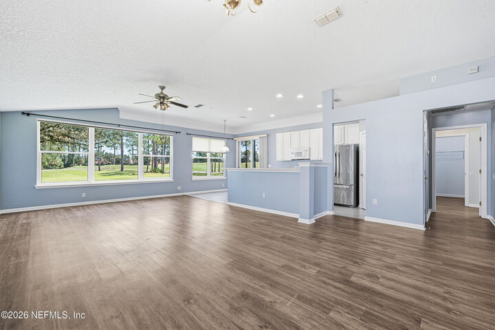 Property Photo:  1380 Fairway Village Drive  FL 32003 