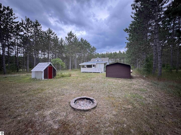 Property Photo:  14915 Pauls Place  MI 49617 