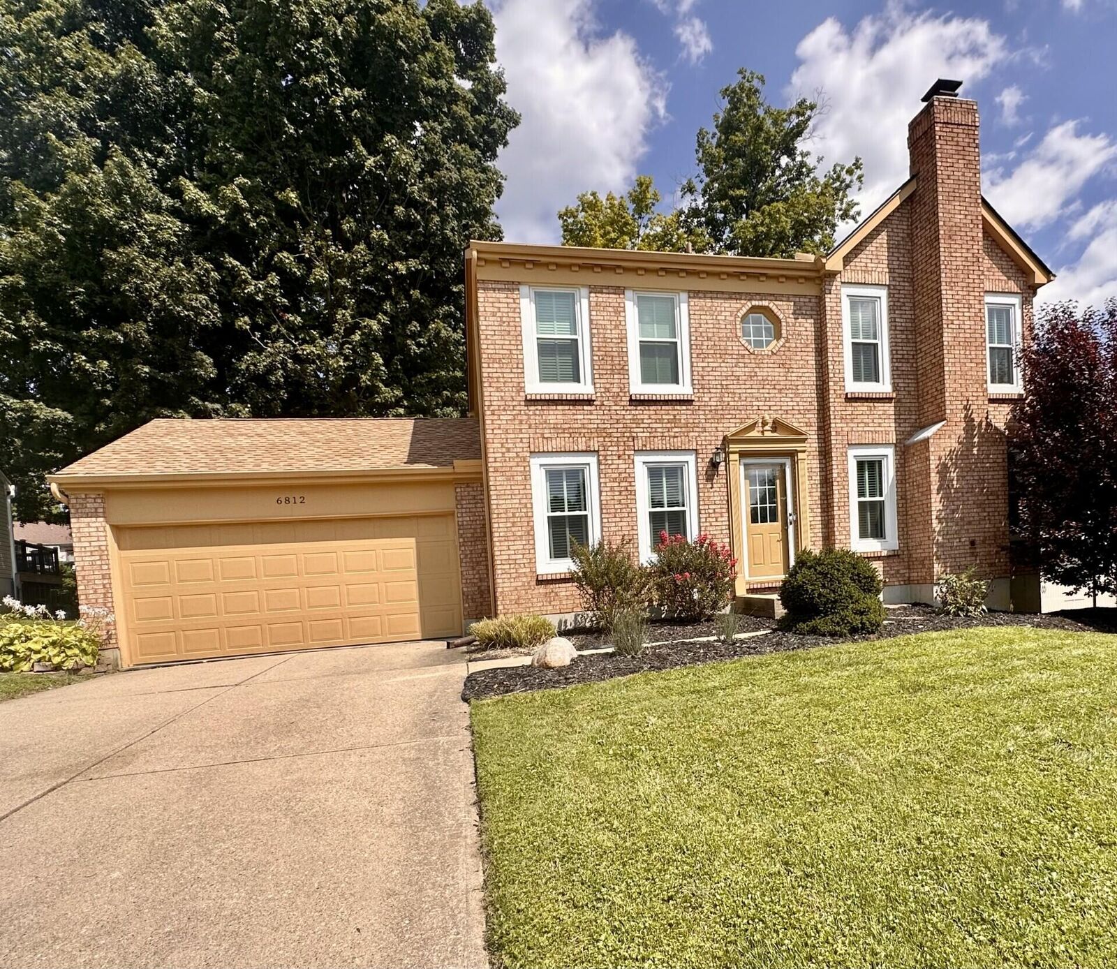 Property Photo:  6812 Upland Court  KY 41042 