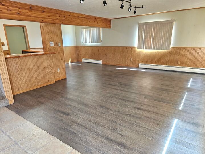 Property Photo: 1406 W 5th MT 59711