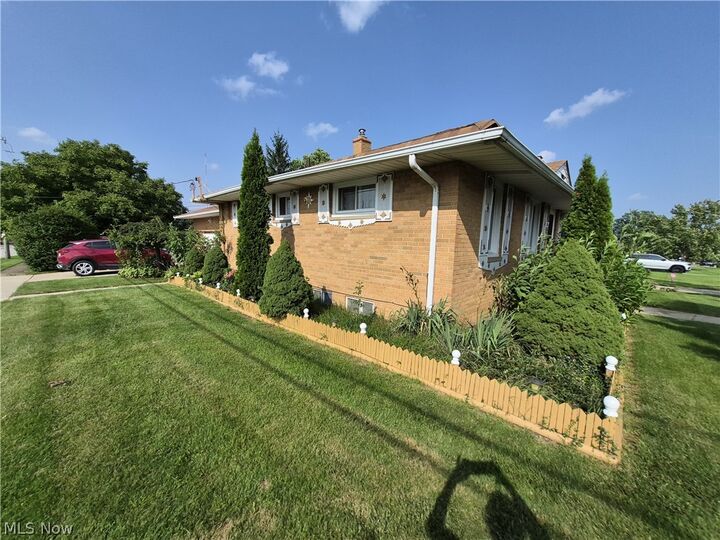 Property Photo: 3150 Jeanne Drive OH 44134