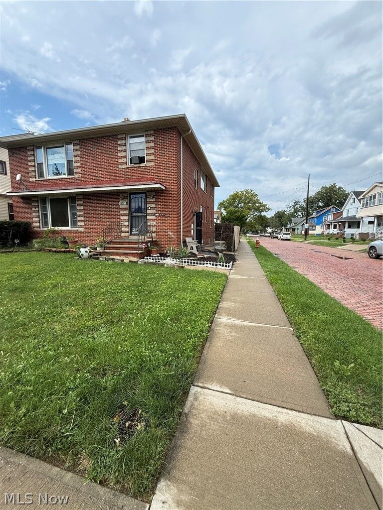 Property Photo:  16727 Grovewood Avenue  OH 44110 