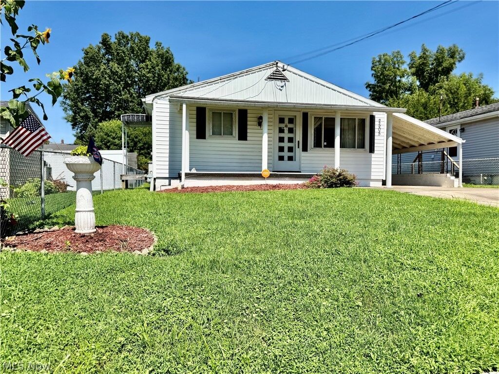 Property Photo: 2505 40th Street WV 26104
