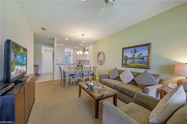 Property Photo: 7940 Mahogany Run Ln 623 FL 34113