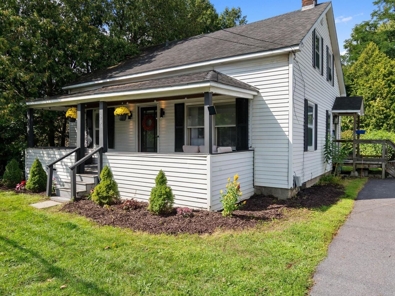 Property Photo:  281 Hinesburg Road  VT 05403 