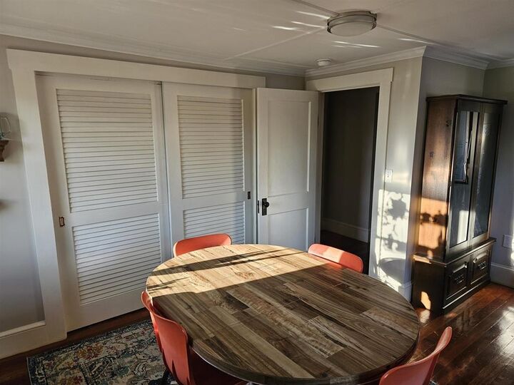 Property Photo:  45 High Street  NH 03053 