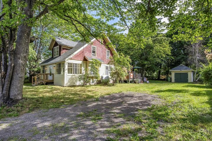 Property Photo:  20 Queen Street  NS B0S 1P0 