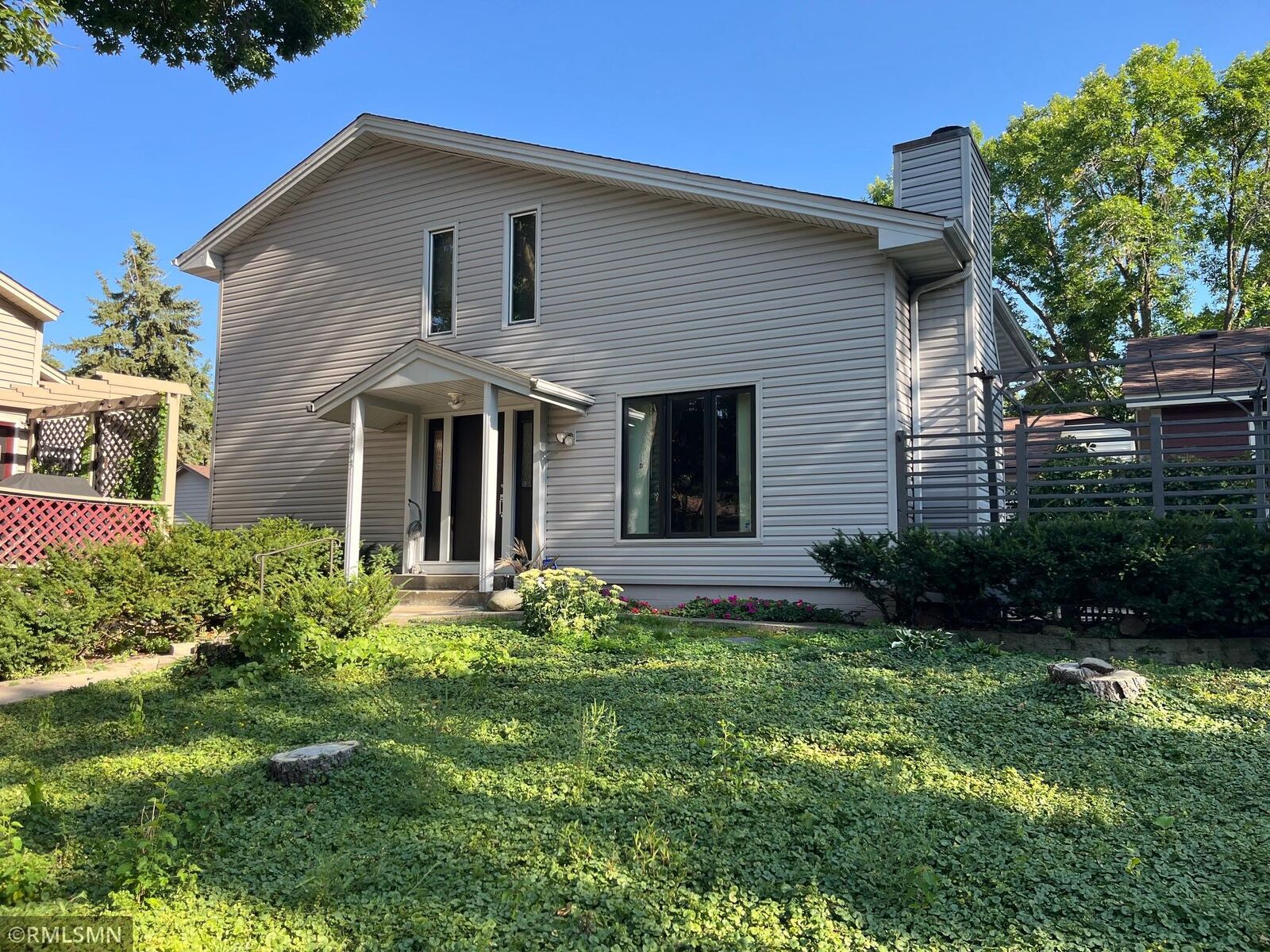 Property Photo: 3493 Pilgrim Lane N MN 55441