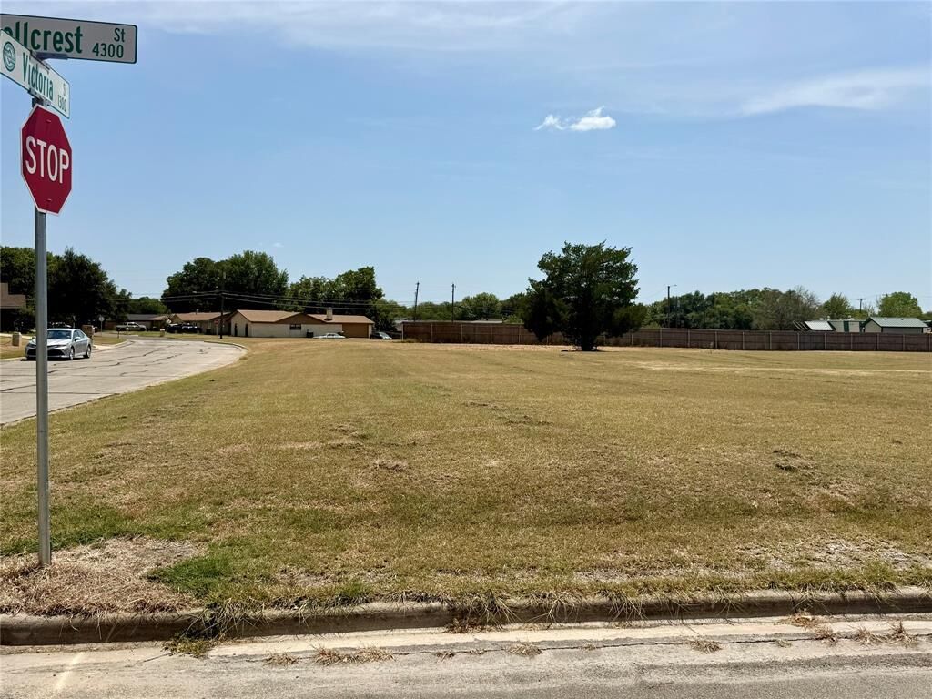 Property Photo:  000 Bellcrest Drive  TX 76705 