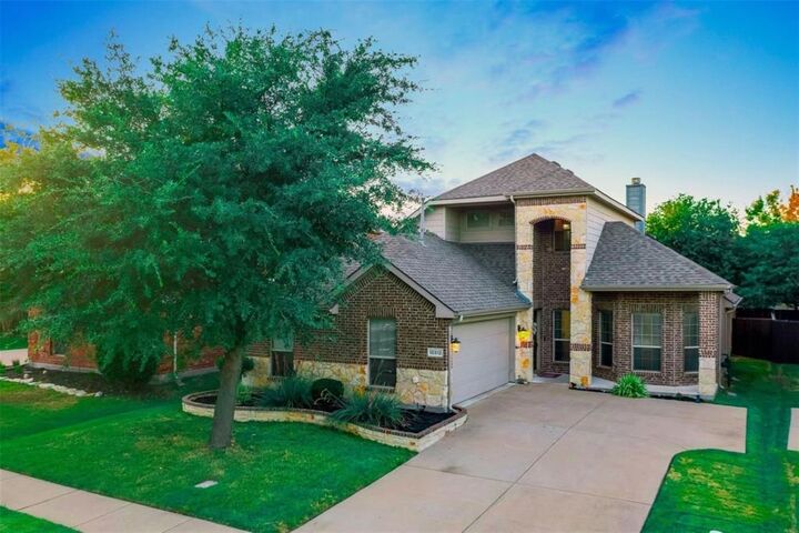Property Photo:  10312 Flat Creek Trail  TX 75072 